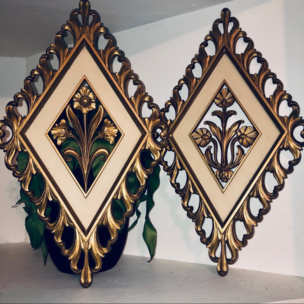 VINTAGE MCM 1964 mcmlvi dart wall art FLORAL